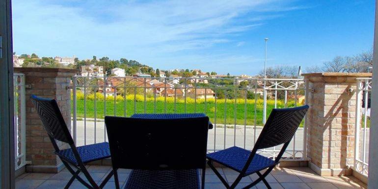 N59 - Numana, nuovo bilocale con terrazzo Appartamento Sirolo Esterno foto